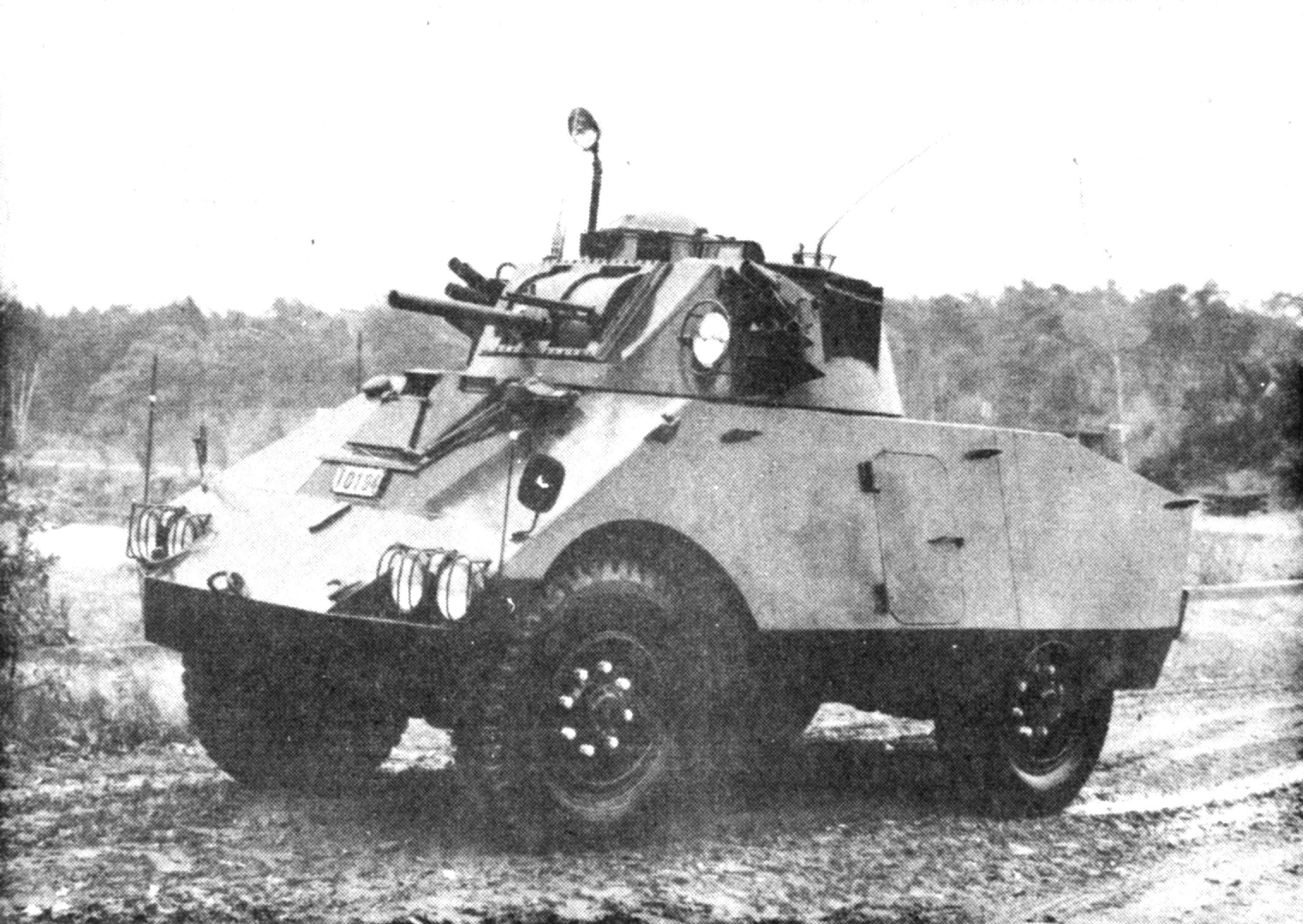 4RM/62F 60mm Mörser &amp; MG