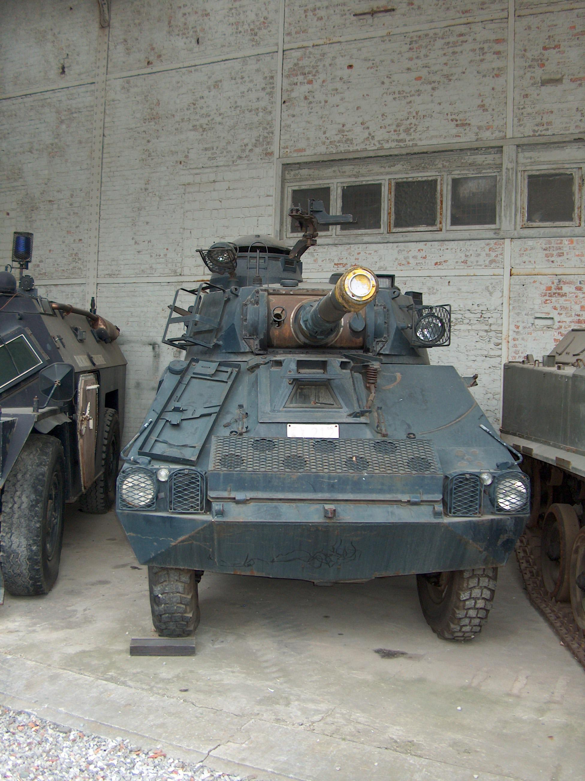 4RM/62F 90mm Kanone Museum Brüssel
