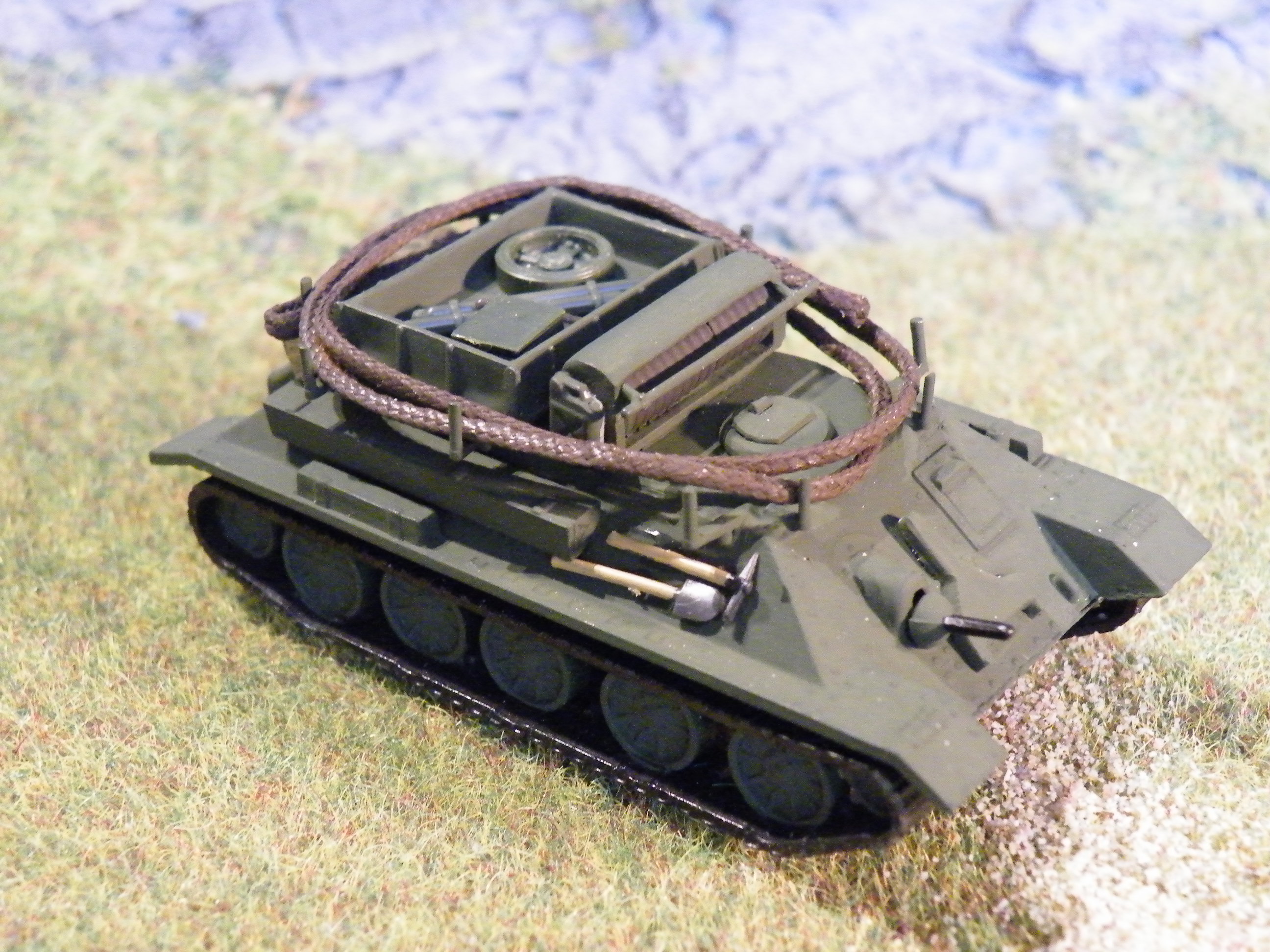 T-34 Bergepanzer mit Bergegeschirr, Urmodell: Roco Minitank